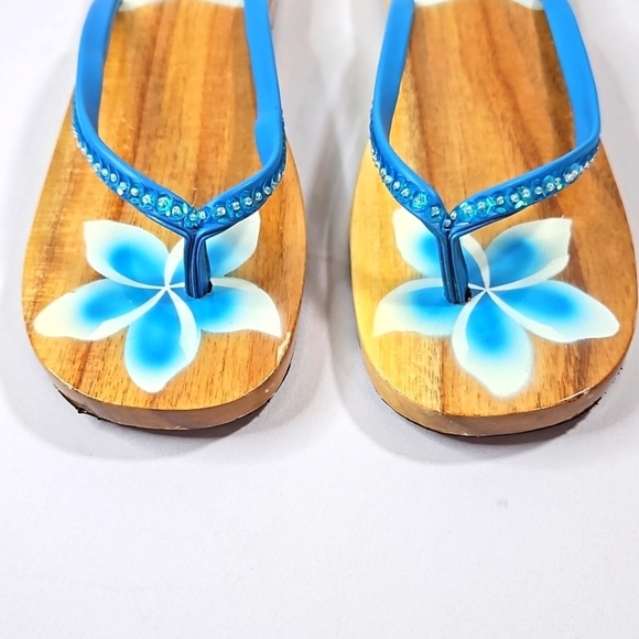 Hard Wood Hand Painted Sandals Size 8 - Picture 3 of 7